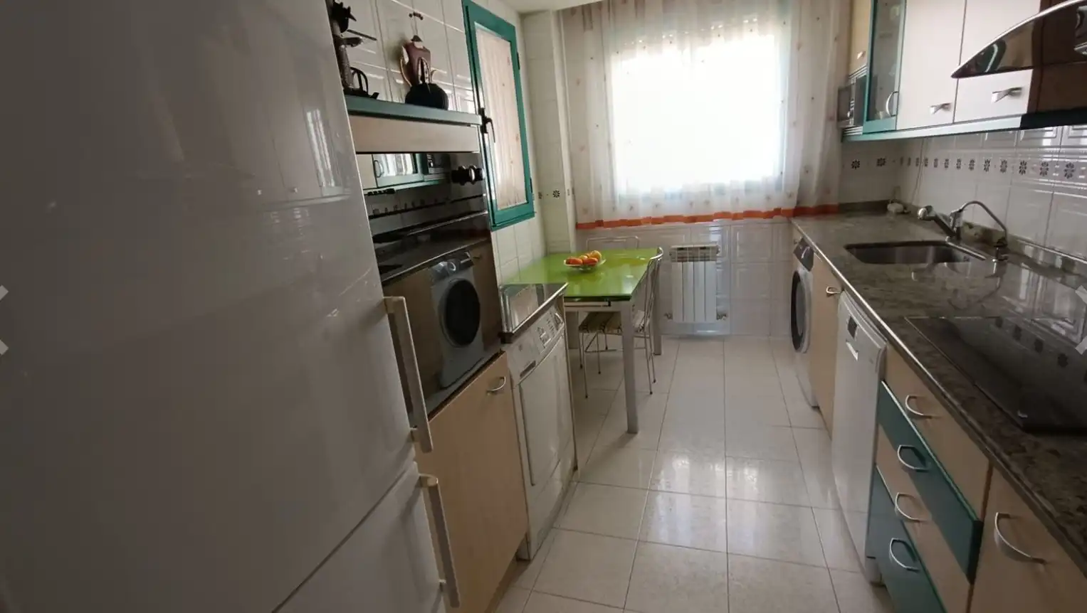 Küche von Wohnung zum Verkauf in Valladolid mit Heizung, Privatgarten und Abstellraum