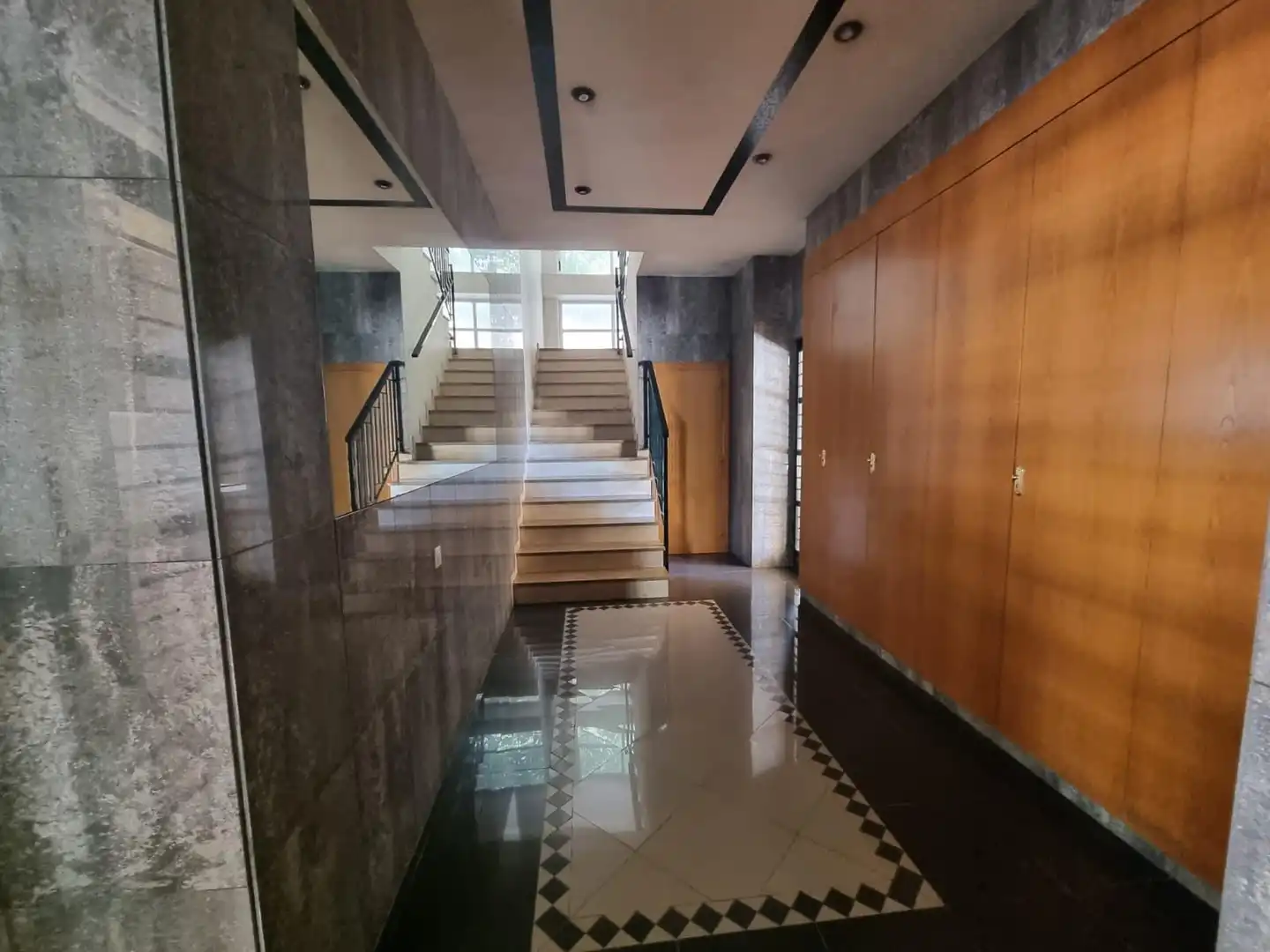 Flat with lift for sale in Avenida AMALIO GIMENO 23, imagen 2