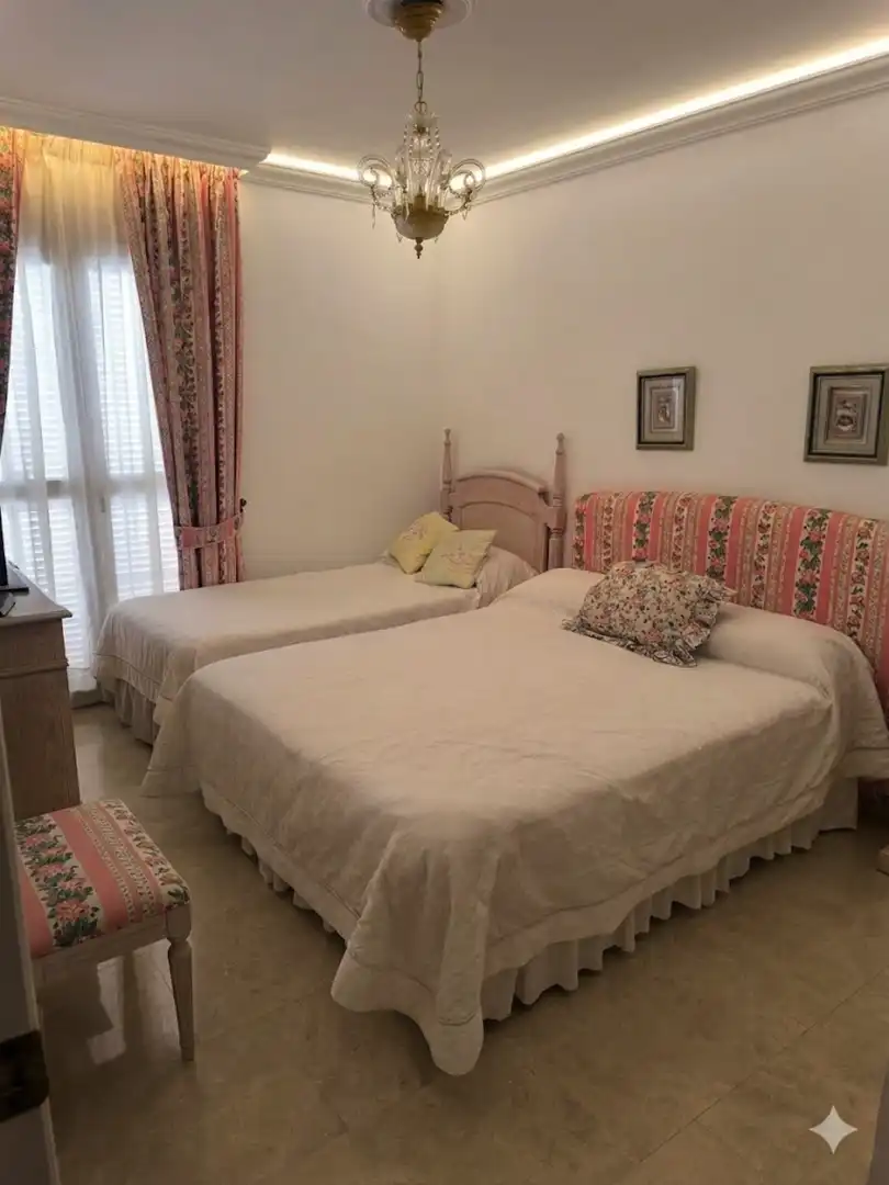 Bedroom of Detached homes for sale in Marbella  with Air Conditioner, Private garden and Terrace