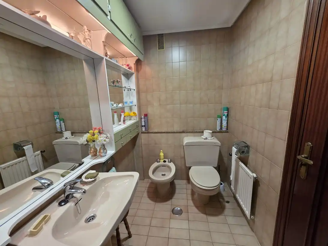 Baño de Piso en venta en Madrid con Aire acondicionado, Calefacción y Terraza