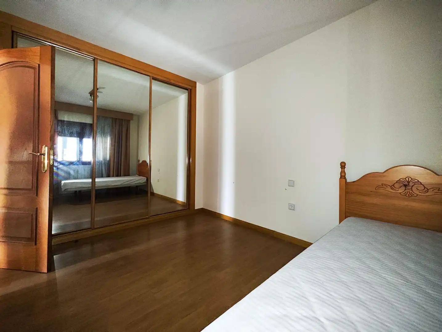 Habitación de Casa o chalet en venta en Puertollano con Aire acondicionado, Calefacción y Jardín privado