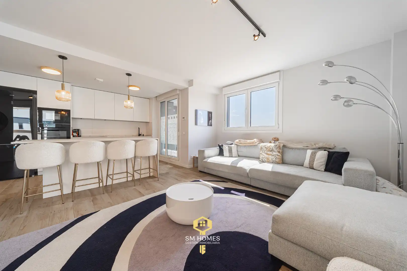 Sala de estar de Ático en venta en Madrid con Calefacción, Terraza y Trastero
