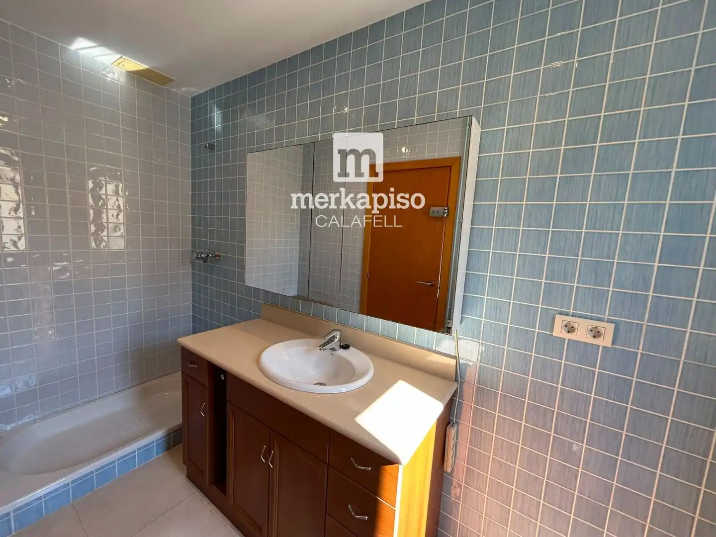 Bathroom of Detached homes for sale in Calafell  with Air Conditioner, Heating and Private garden