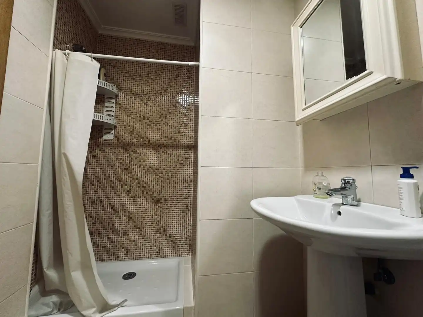 Bathroom of Flat for sale in San Cibrao das Viñas  with Heating and Balcony