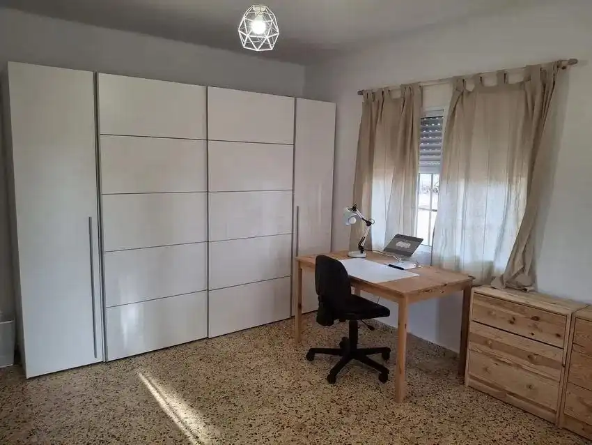 Habitación de Casa o chalet en venta en Torrent con Aire acondicionado, Jardín privado y Terraza