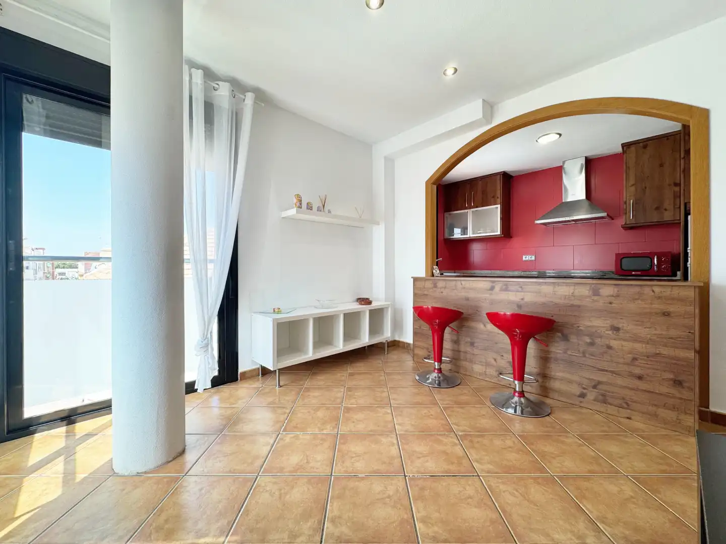 Appartamento con terrazza in vendita a Calle Falcón, imagen 6