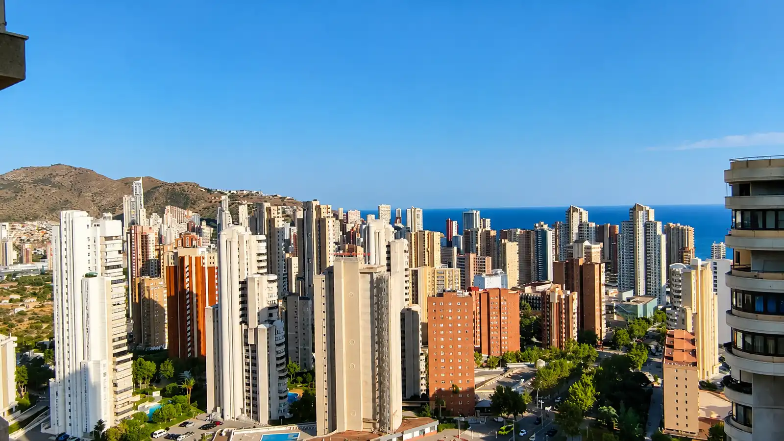 Vista exterior de Pis en venda en Benidorm amb Aire condicionat, Calefacció i Moblat