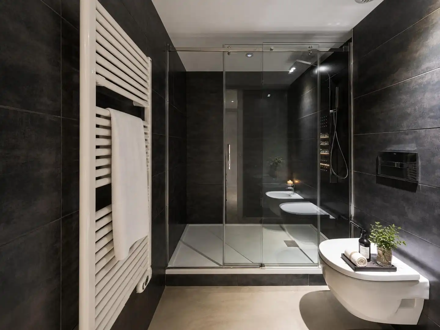 Bathroom of Flat for share in Sarrià - Sant Gervasi