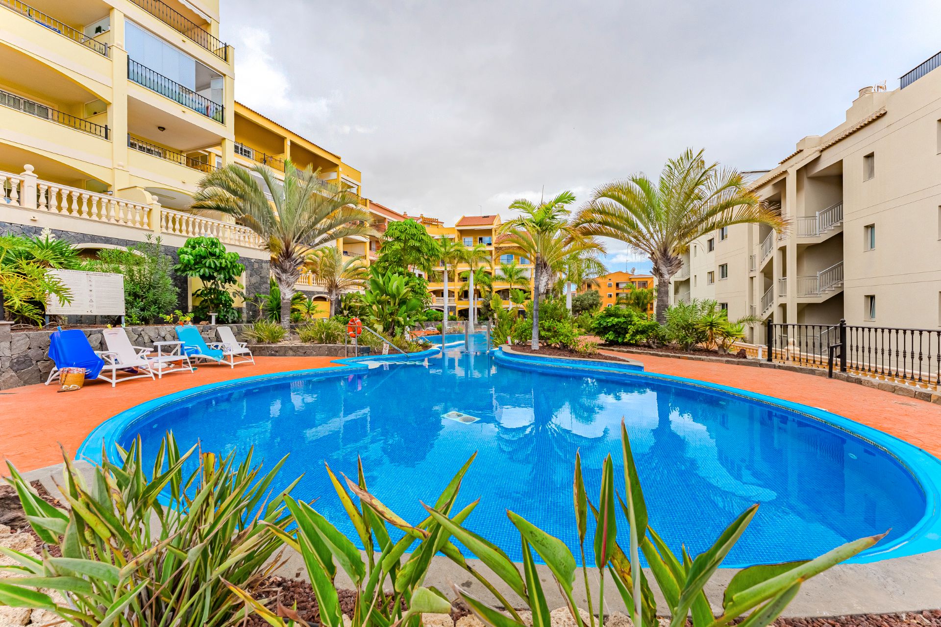 Exterior view of Flat for sale in Arona  with Terrace, Furnished and Oven