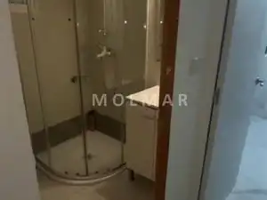 Baño de Piso en venta en Torrent con Aire acondicionado, Parquet y Balcón