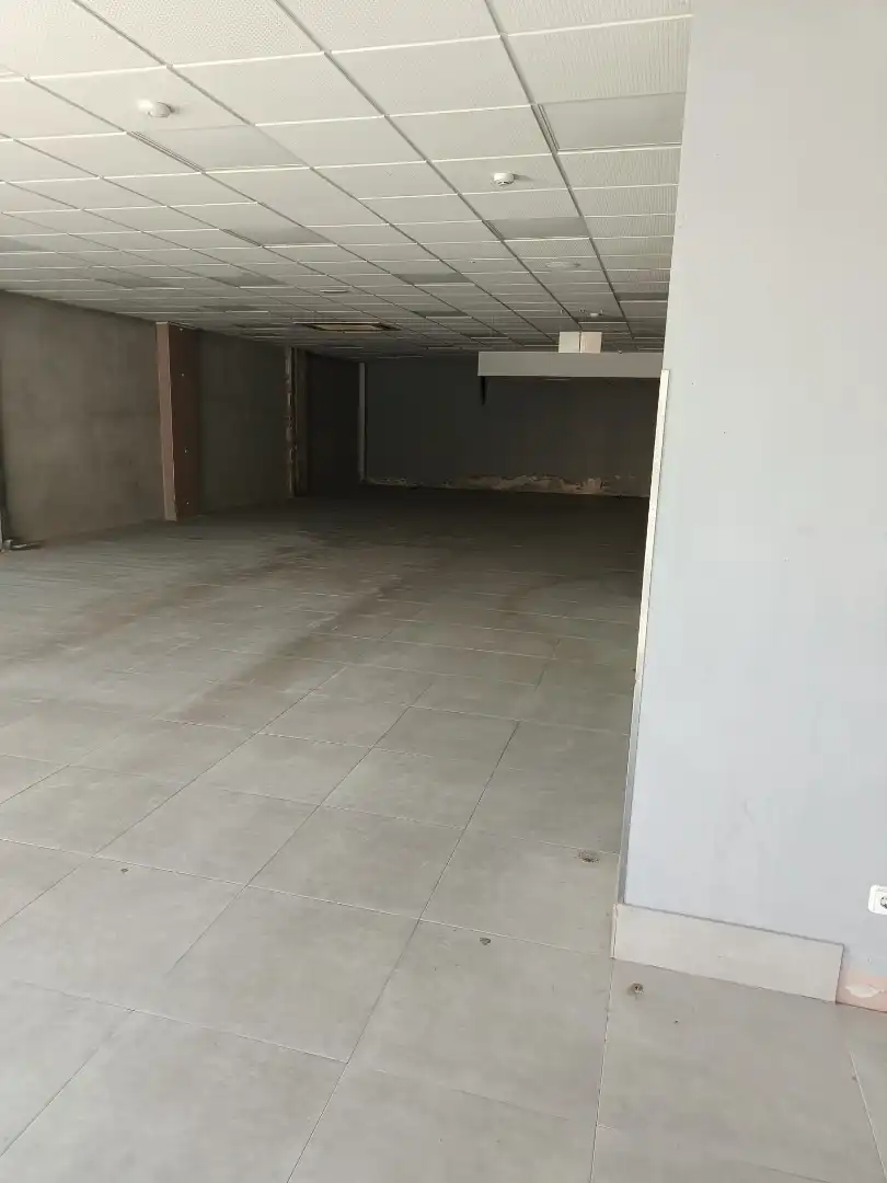 Business premises to rent in Carrer Sant Joan de Mata 3, imagen 3