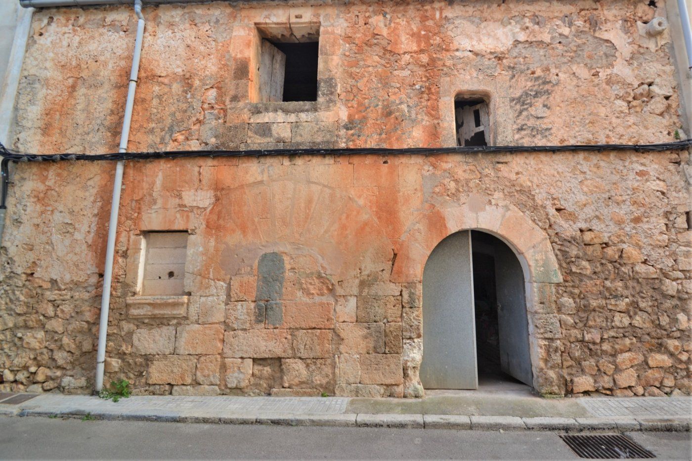 Vista exterior de Casa o xalet en venda en Muro amb Jardí privat