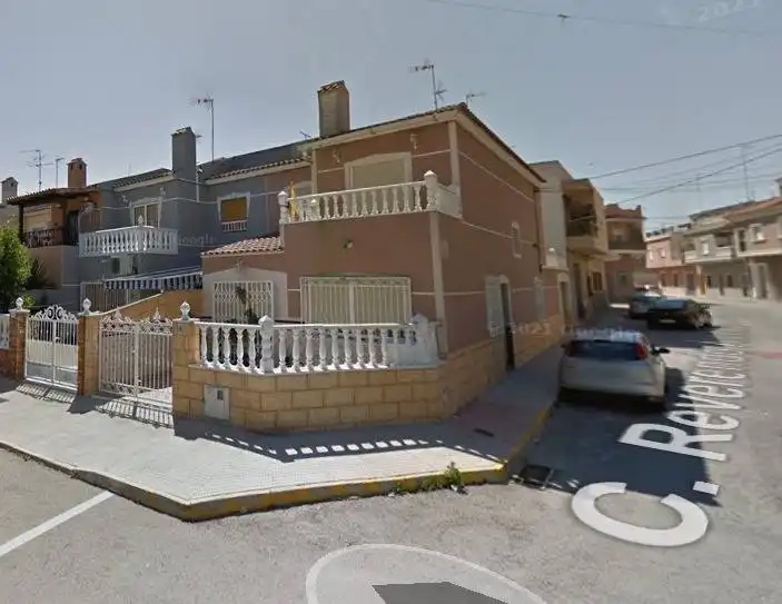 Duplex à vendre à Av. Alcalde JosÃ© RodrÃ­guez