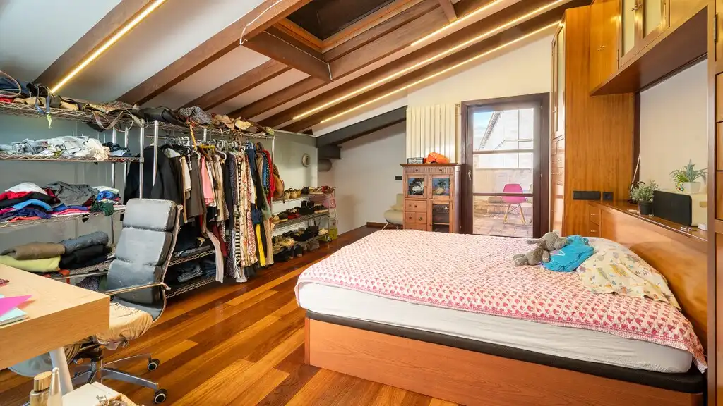 Bedroom of Attic for sale in Centre