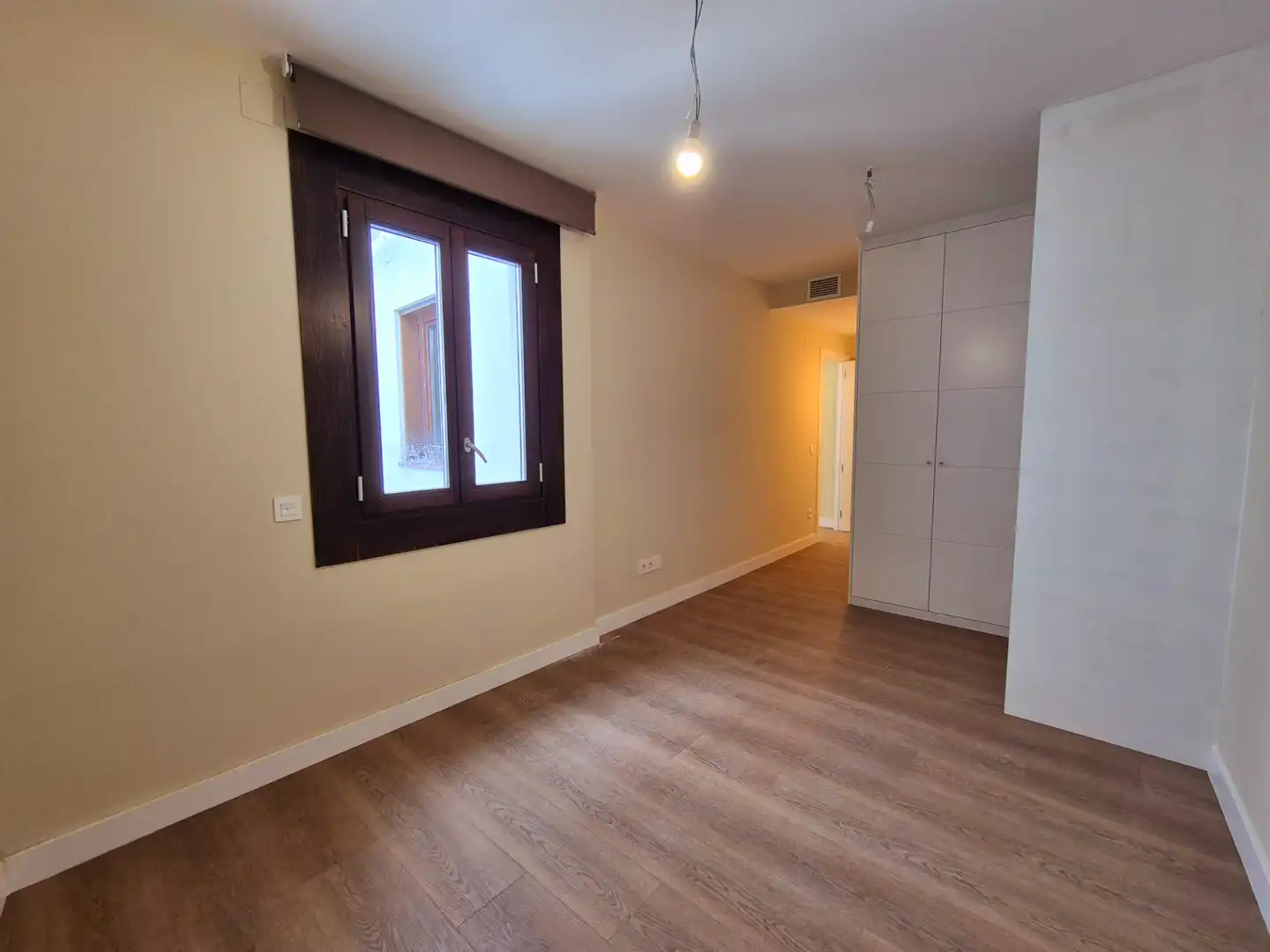 Bedroom of Flat for sale in Madrid  with Air Conditioner, Heating and Microwave