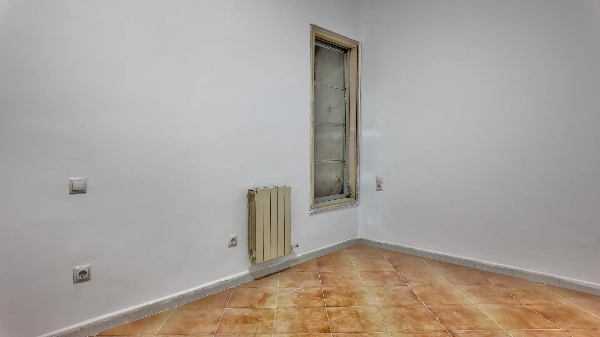 Flat for sale in Terrassa  with Heating, Terrace and Storage room
