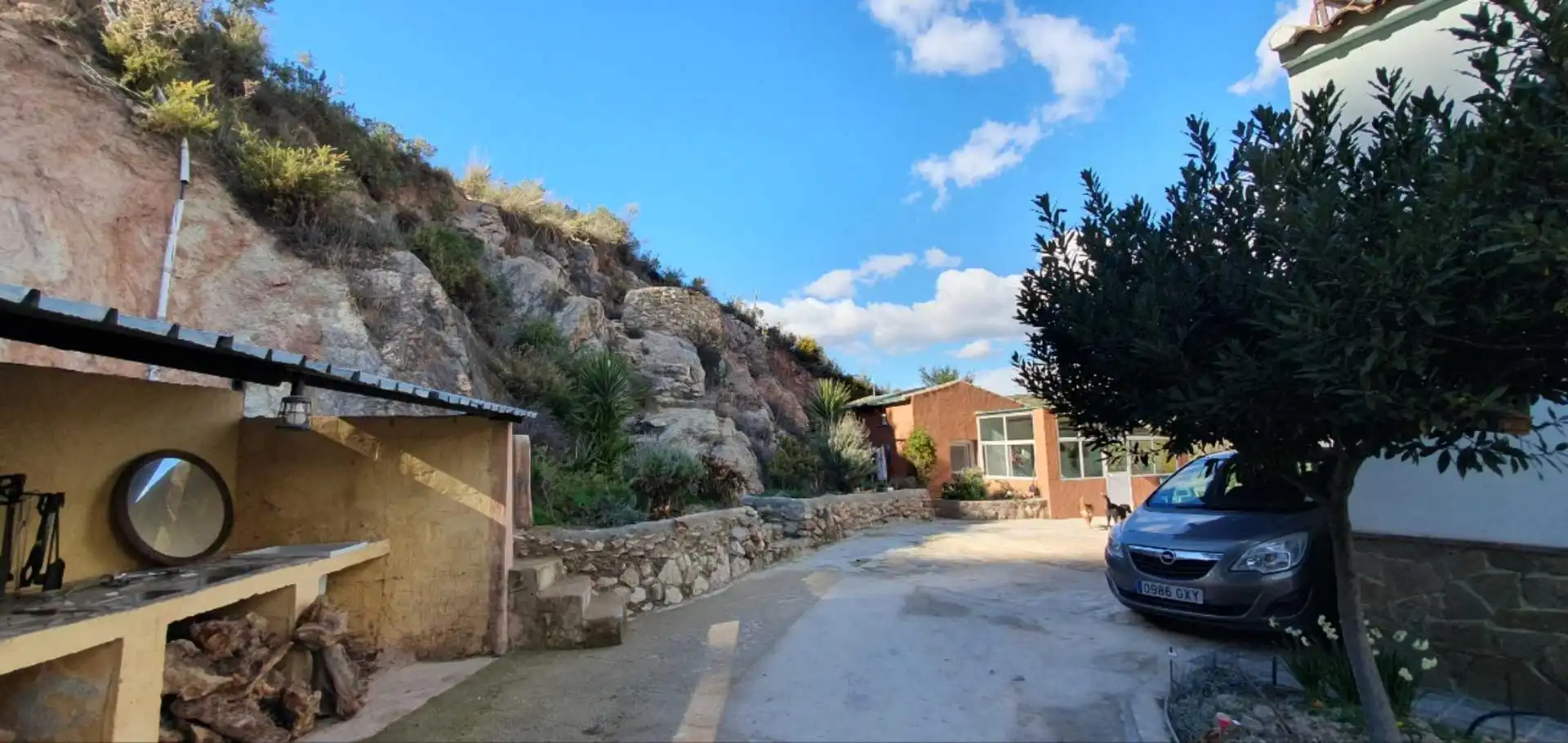 Vista exterior de Finca rústica en venda en El Burgo amb Calefacció, Jardí privat i Traster