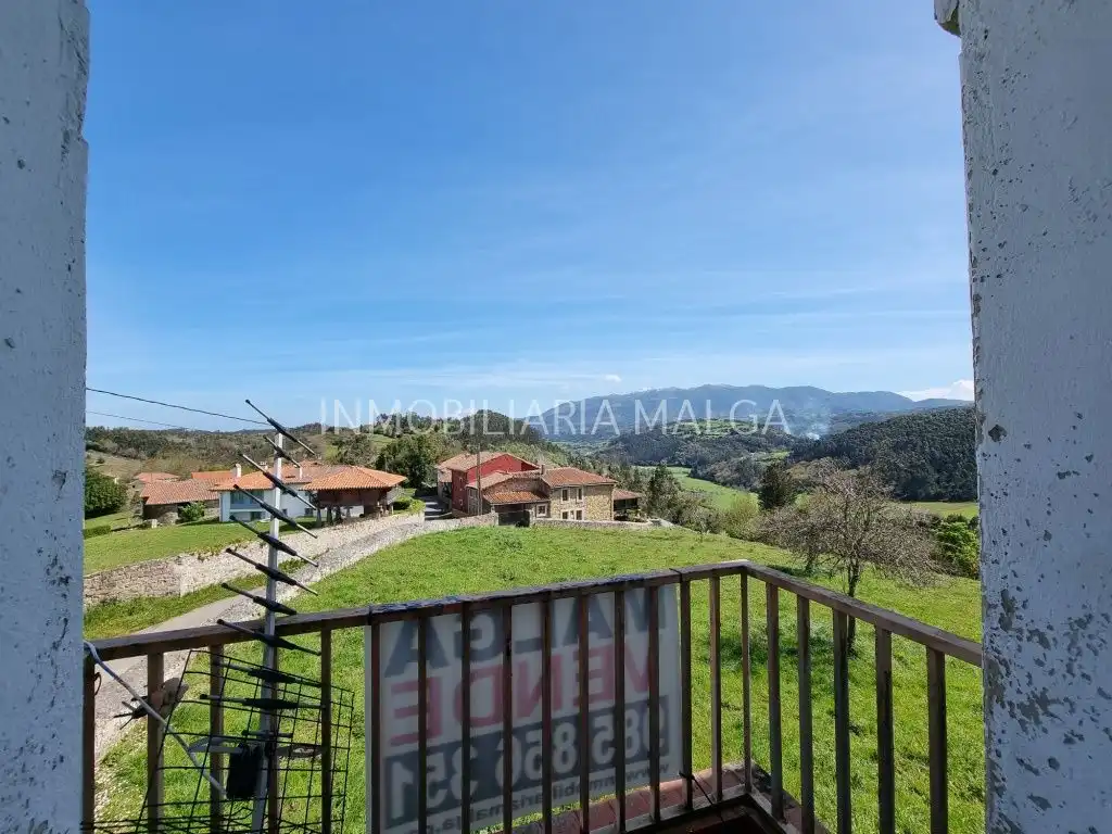 Casa o xalet en venda en Colunga amb Jardí privat i Traster