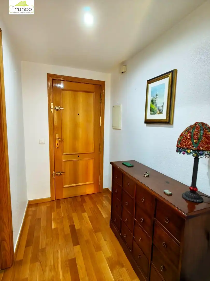 Piso con terraza en alquiler en Sur, imagen 18