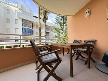 Piso con ascensor en venta en La Antilla