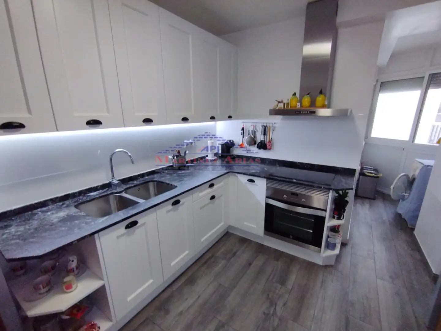 Kitchen of Flat for sale in Jaén  with Air Conditioner and Balcony