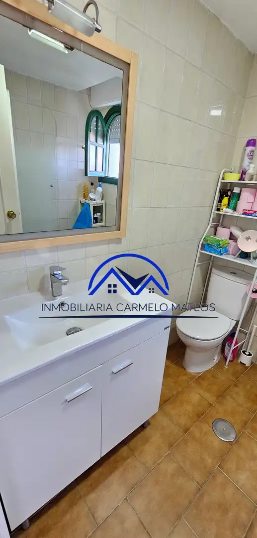 Wohnung zur Miete in V Centenario - Piletas - Capuchinos