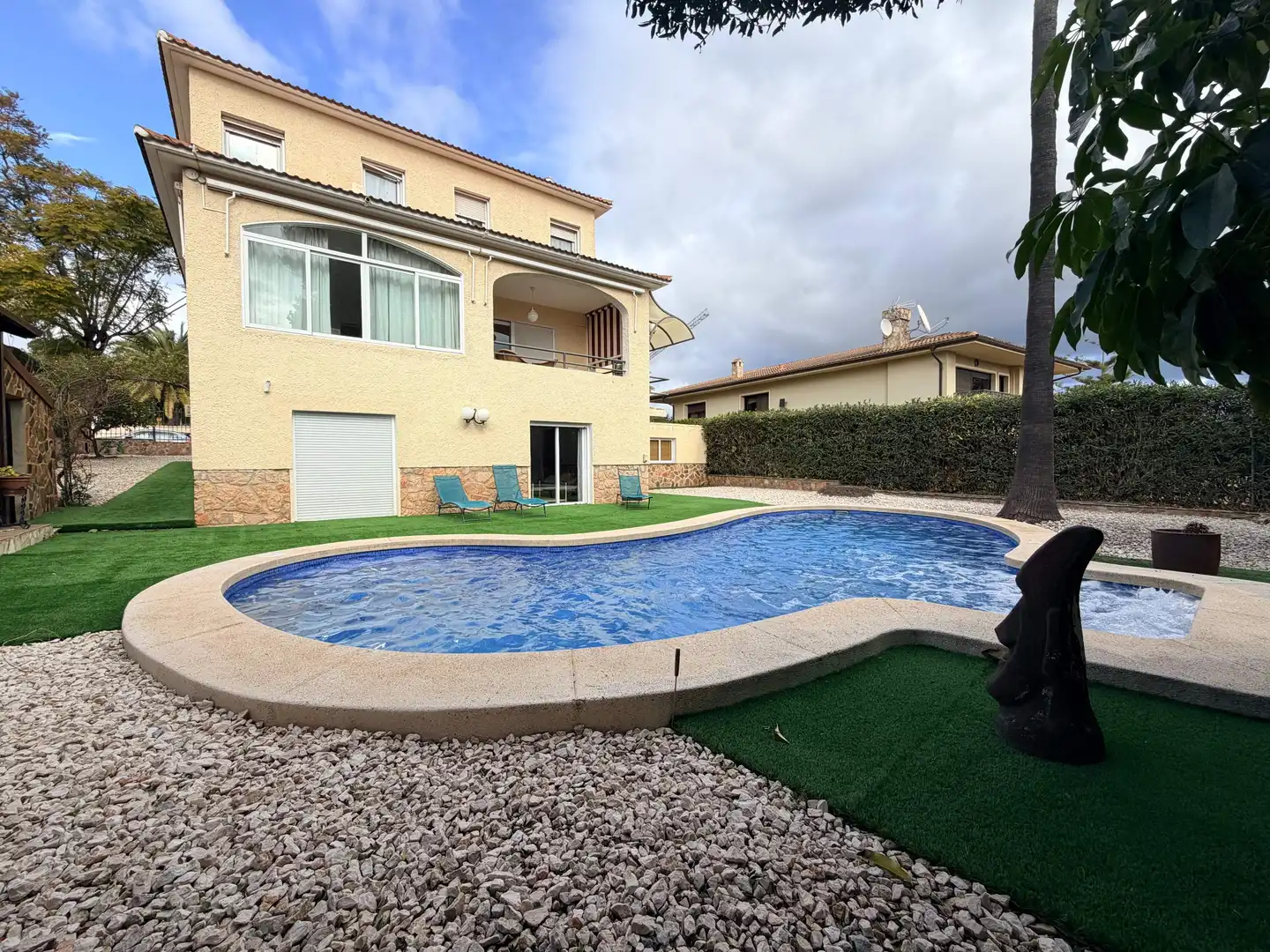 Piscina de Casa o chalet en venta en Benidorm
