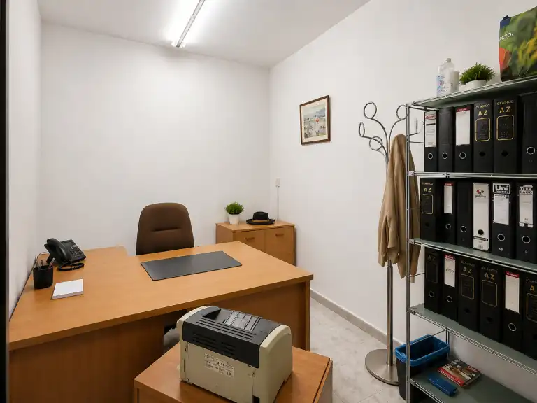 Oficina de lloguer en Madrid amb Moblat
