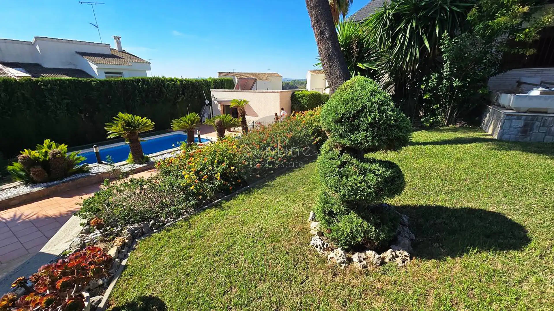 House with pool for sale in Carrer Font de la Carrasquera, imagen 25