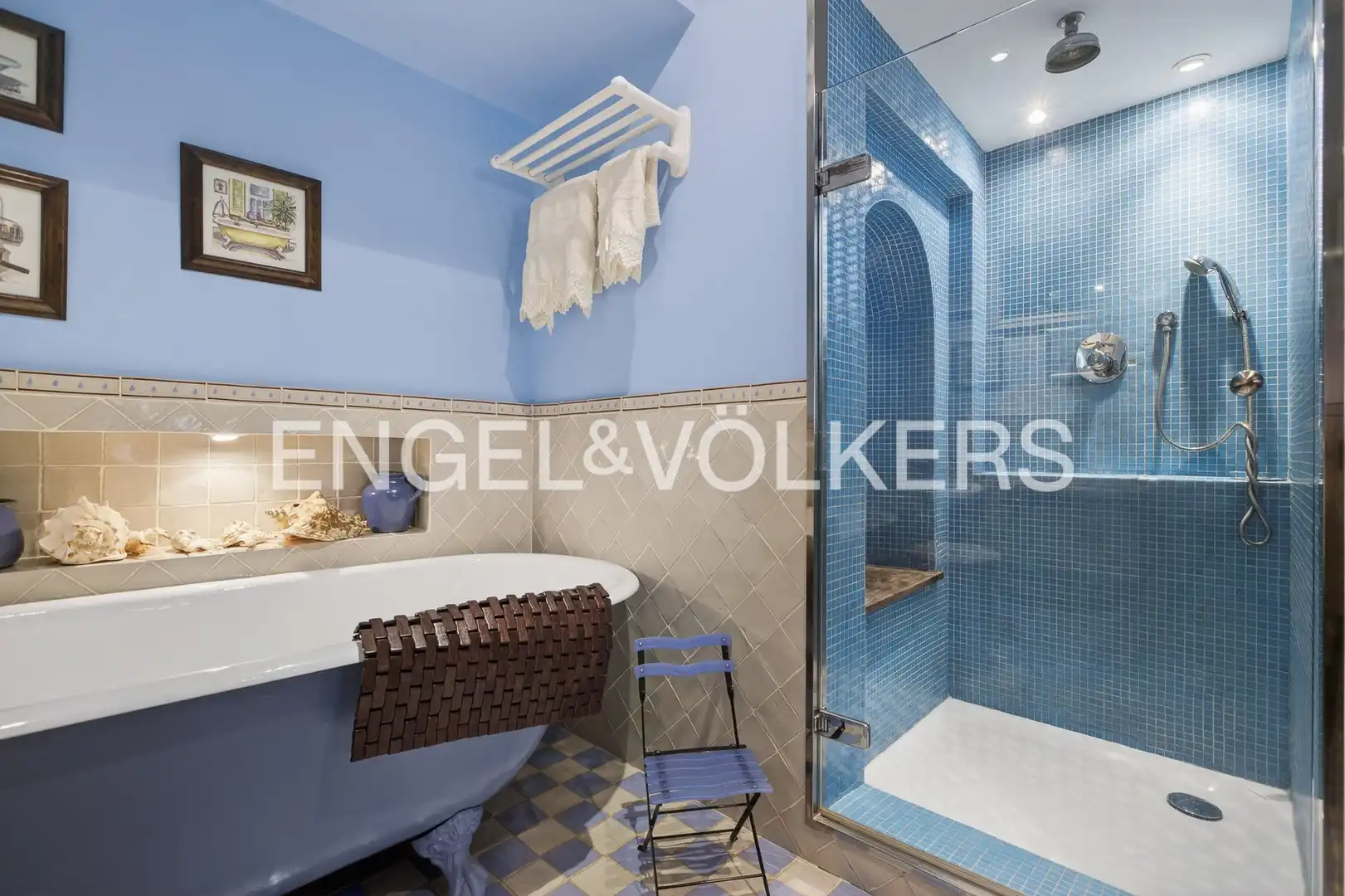 Baño de Casa o chalet en venta en Écija con Aire acondicionado, Calefacción y Jardín privado
