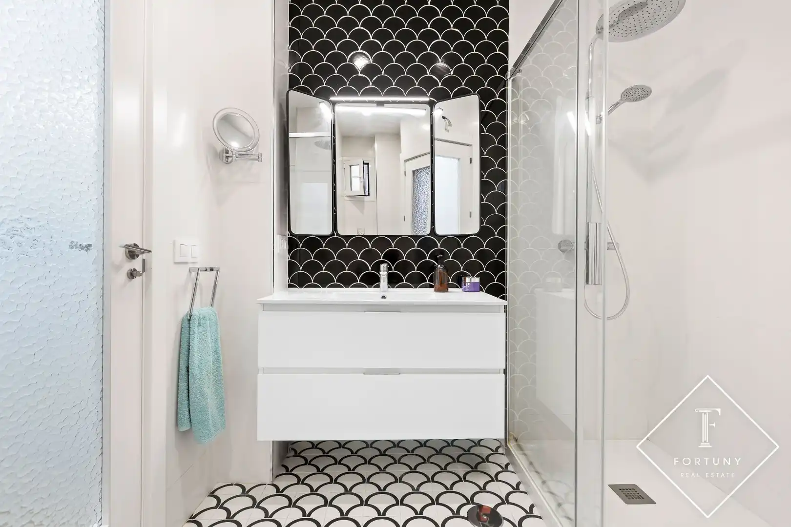 Baño de Piso en venta en Madrid con Aire acondicionado, Calefacción y Amueblado