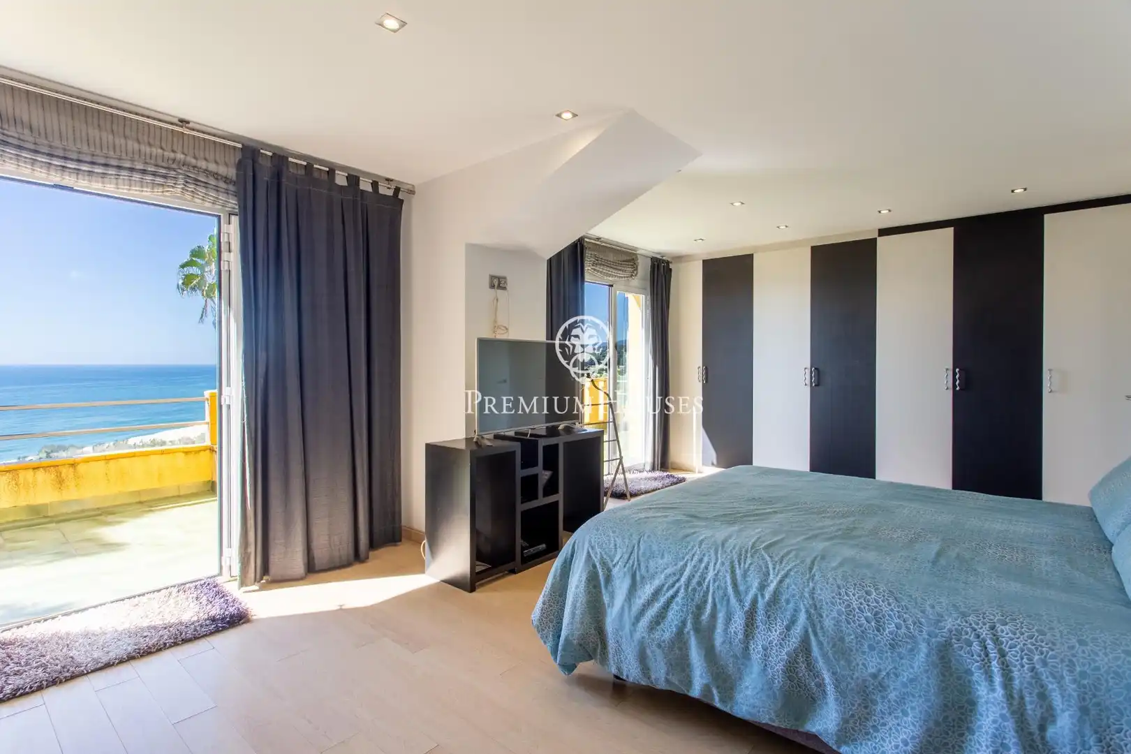 Habitación de Casa o chalet en venta en Arenys de Mar con Calefacción, Jardín privado y Terraza