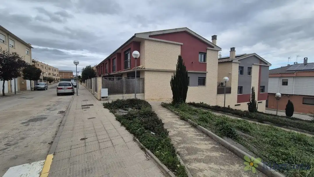 Casa adosada en venda a Calle Río Aragón, 31, Villafranca