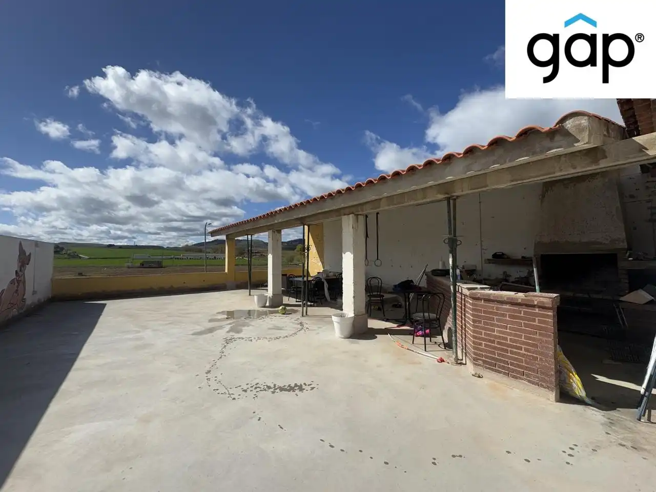 Vista exterior de Edificio en venta en Villar de Olalla