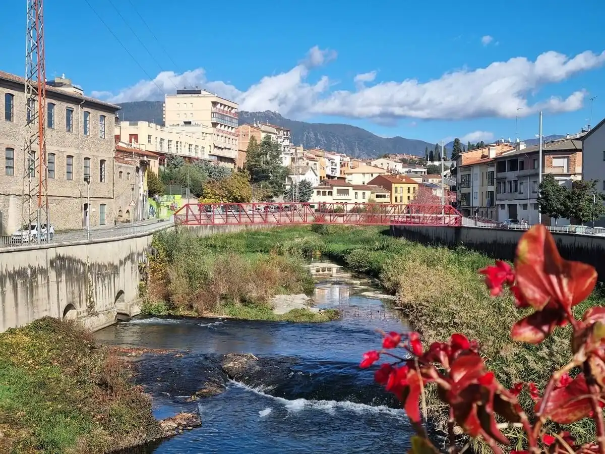 Vista exterior de Apartamento en venta en Torelló con Calefacción