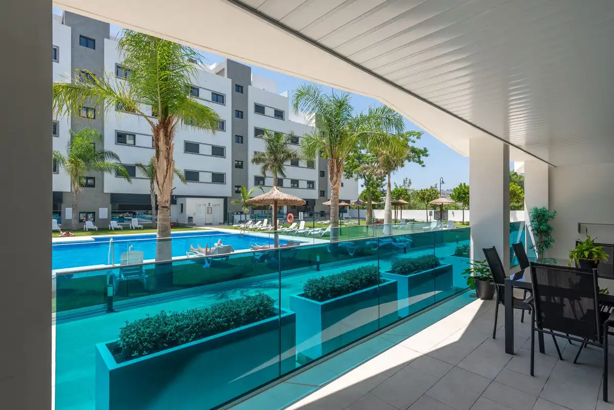 Piscina de Apartament en venda en Mijas amb Aire condicionat, Terrassa i Moblat