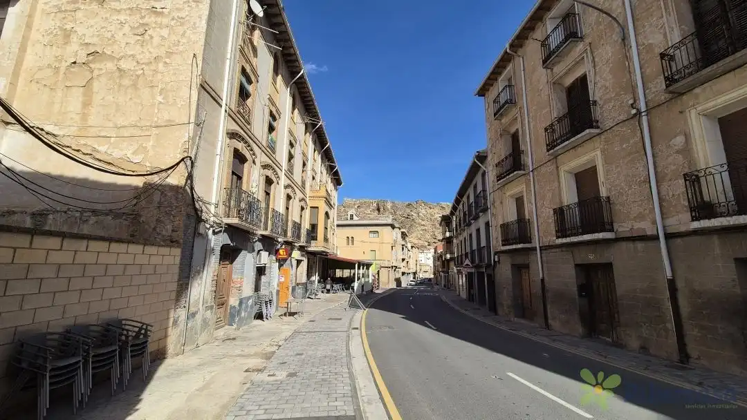 Pis en venda a Avenida la Rioja 18, imagen 2