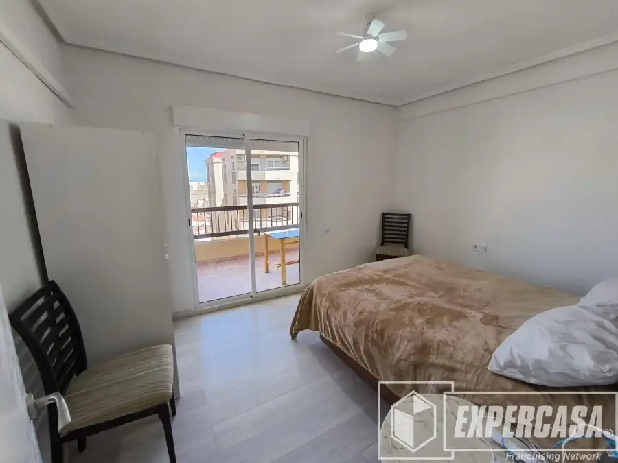 Habitación de Apartamento en venta en Alginet con Aire acondicionado, Calefacción y Parquet