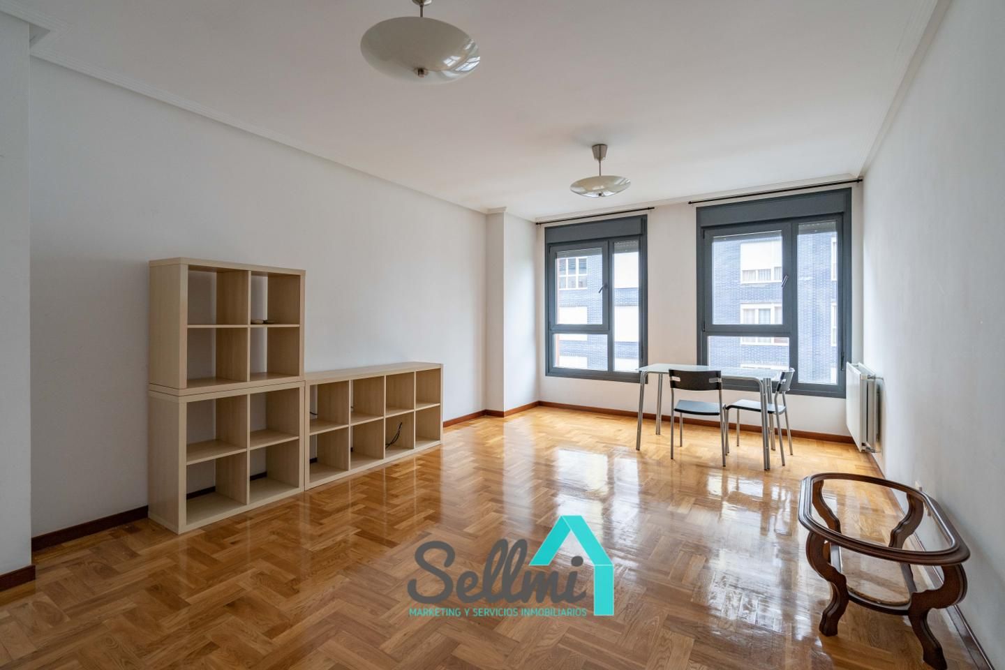 Pis de lloguer a Coaña, La Florida