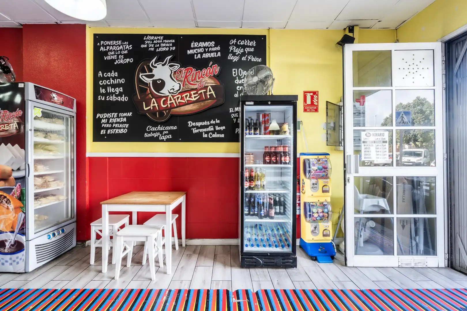 Local en venta en San Cristóbal de la Laguna con Aire acondicionado, Terraza y Amueblado