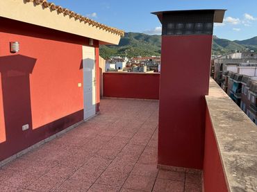 Ático con ascensor en venta en JOSE LUJAN