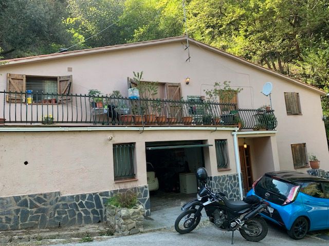 Vista exterior de Casa o xalet en venda en Montseny amb Aire condicionat, Calefacció i Jardí privat