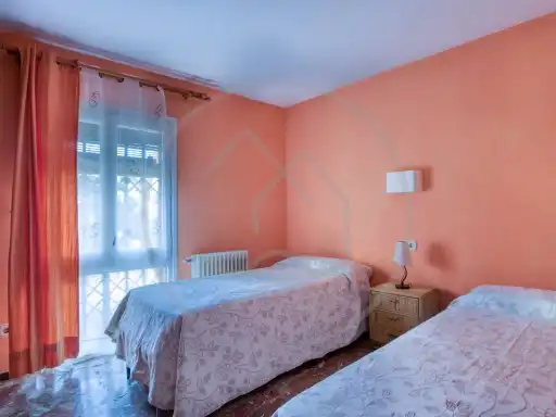 Casa amb jardí en venda a Carrer del Ripollès, imagen 16