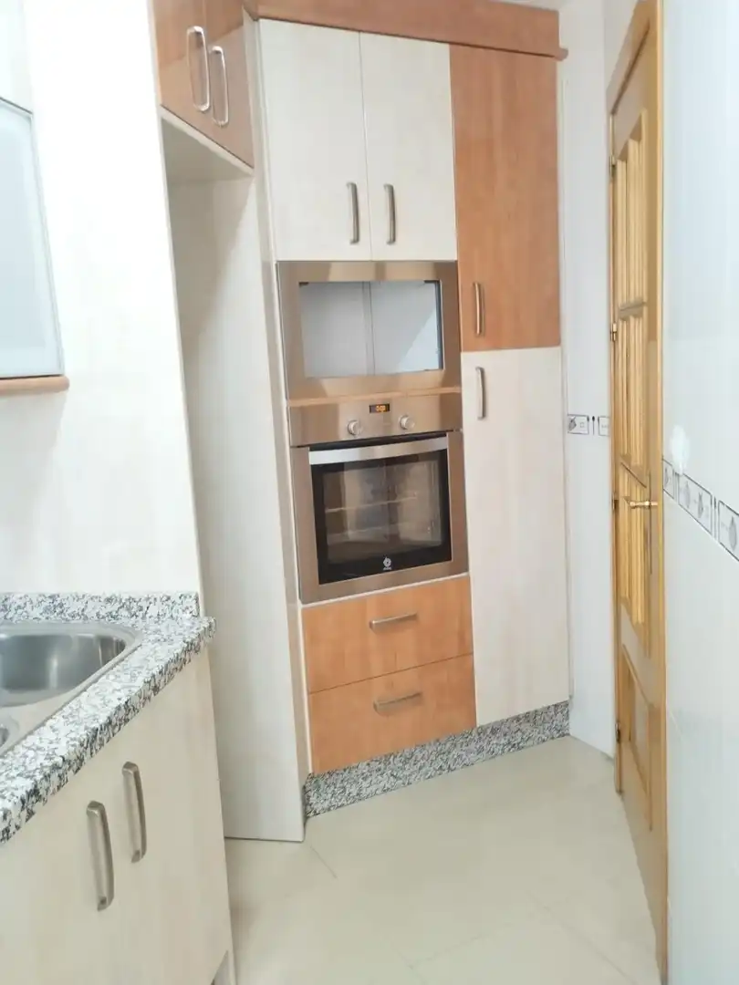 Cuina de Àtic en venda en Guadix amb Aire condicionat, Calefacció i Terrassa