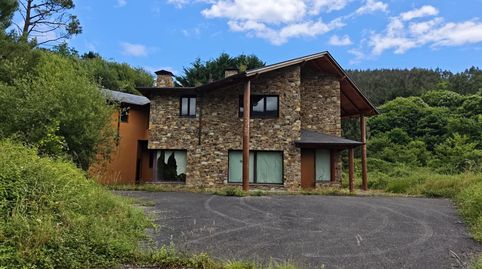 CHALET EN  VENTA EN VEGADEO
