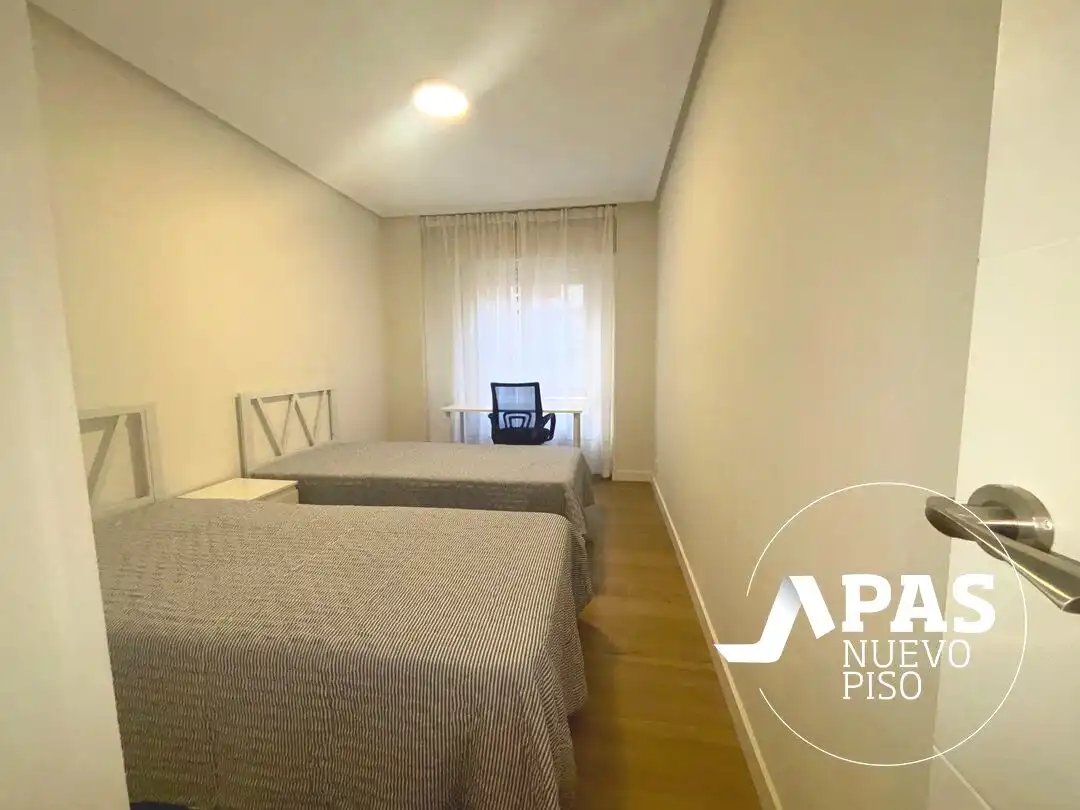 Habitación de Piso de alquiler en Santander con Calefacción