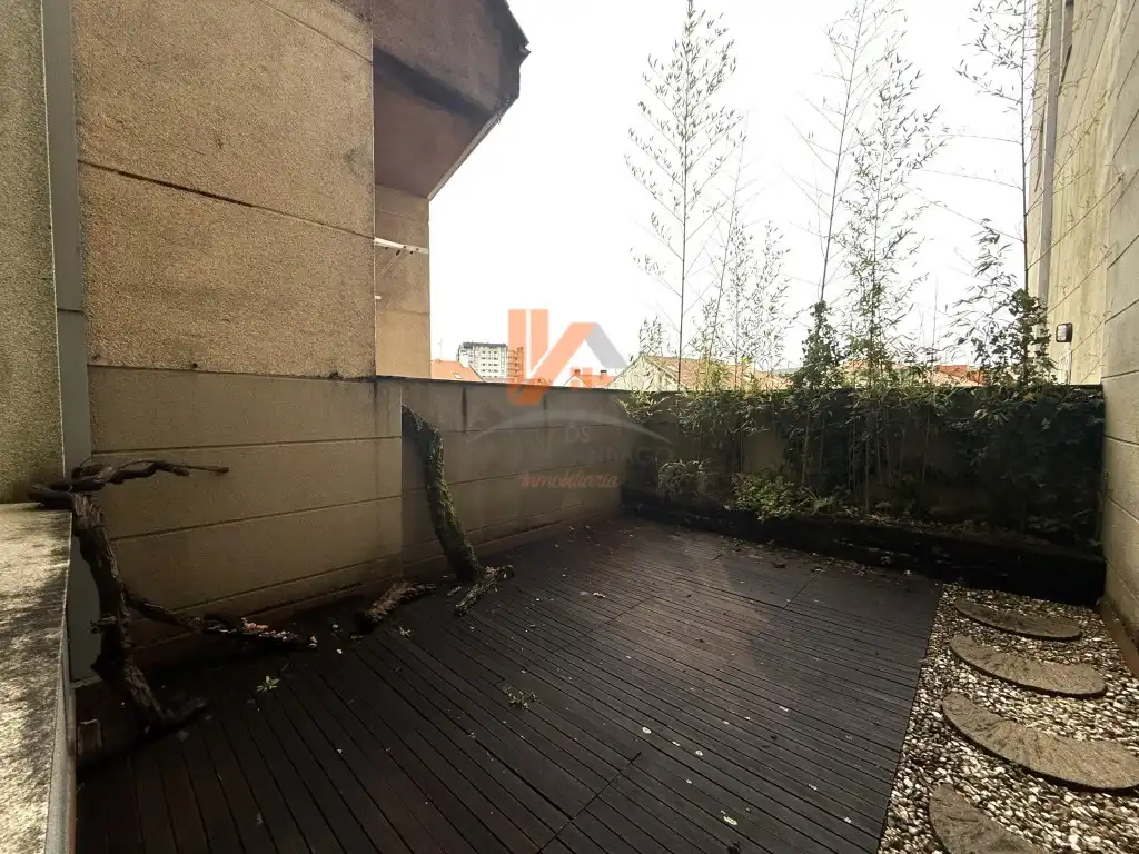 Terraza de Local de alquiler en Santiago de Compostela 