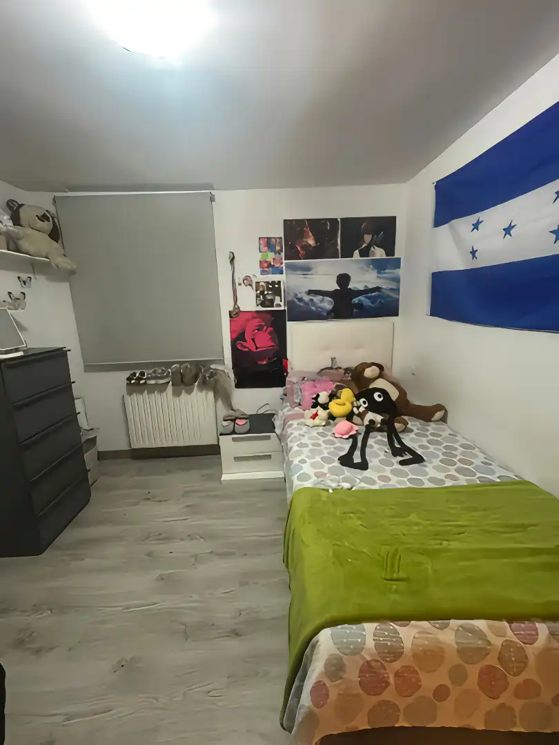 Schlafzimmer von Wohnung zum Verkauf in Vitoria - Gasteiz mit Heizung, Parkett und Abstellraum