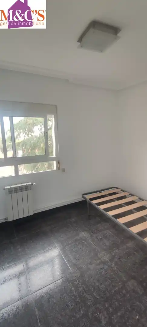 Habitación de Piso en venta en Puertollano con Aire acondicionado, Calefacción y Amueblado