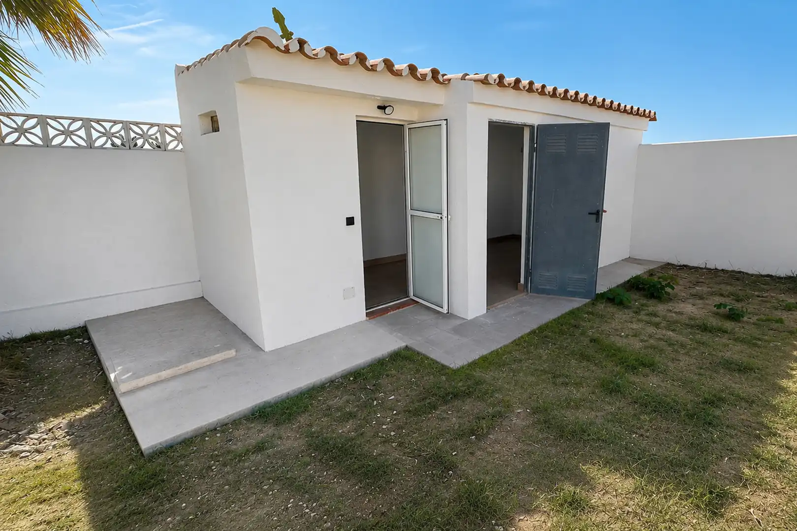 Außenansicht von Haus oder Chalet zum Verkauf in Mijas mit Heizung, Privatgarten und Terrasse